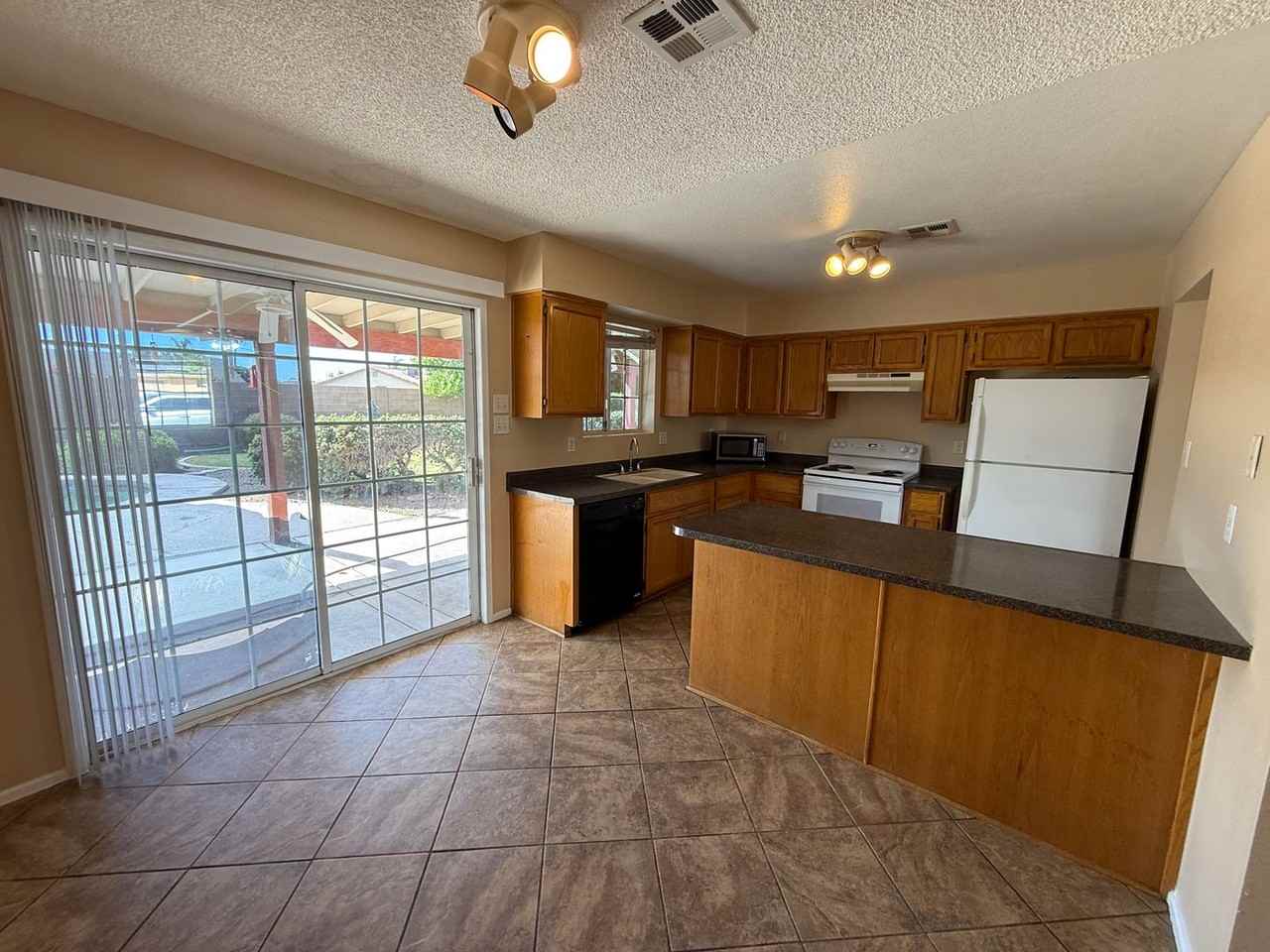 2634 S 30th Dr - Photo 7 of 21