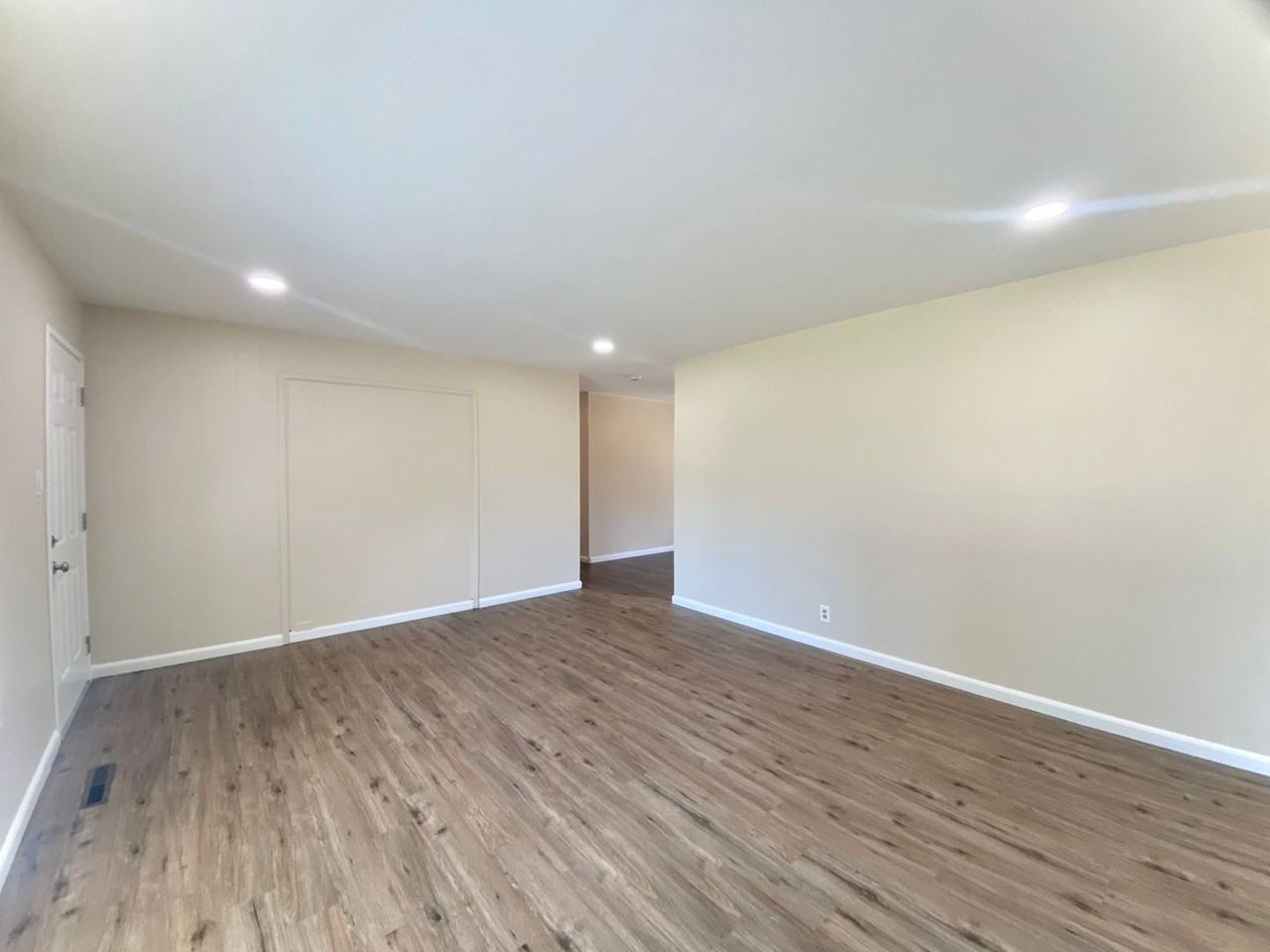 39750 Blacow Rd - Photo 5 of 15