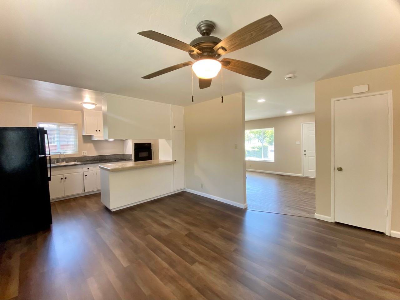 39750 Blacow Rd - Photo 7 of 15