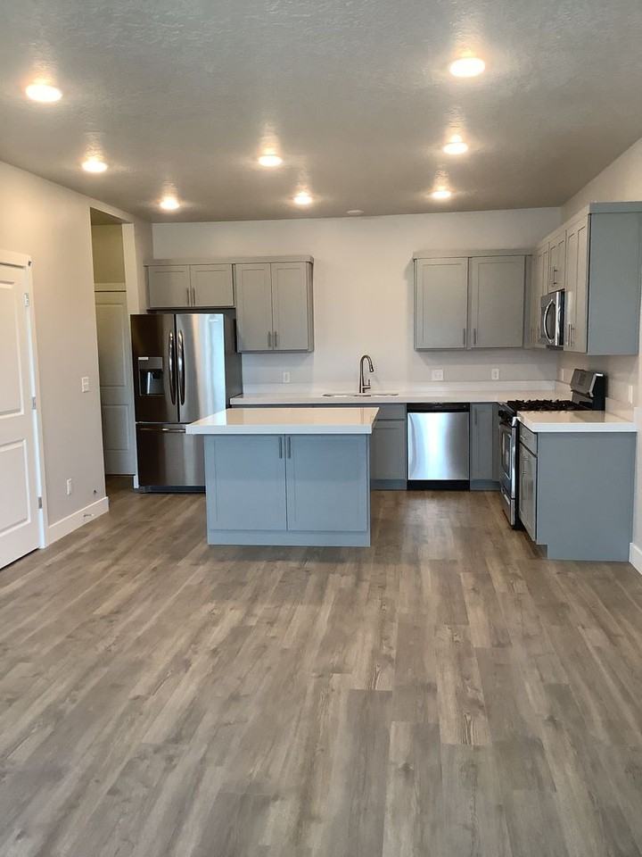 1227 South Ln - Photo 4 of 5