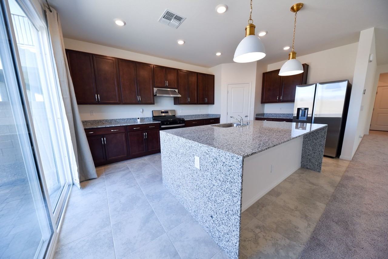 8683 Vermont Vista St - Photo 3 of 32