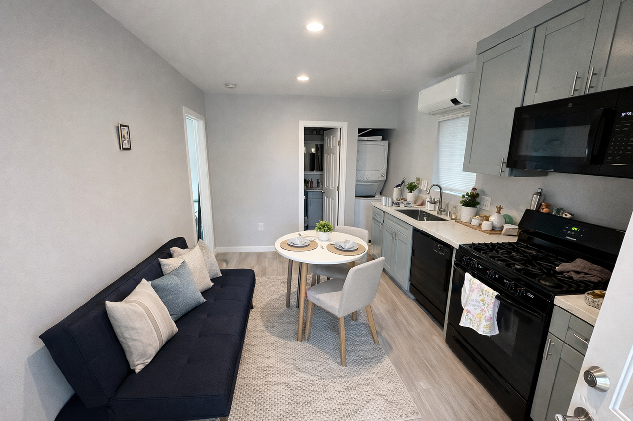 6242 Adobe Dr - Photo 4 of 16