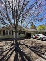 featured image of 245 Nw Tumalo Ave