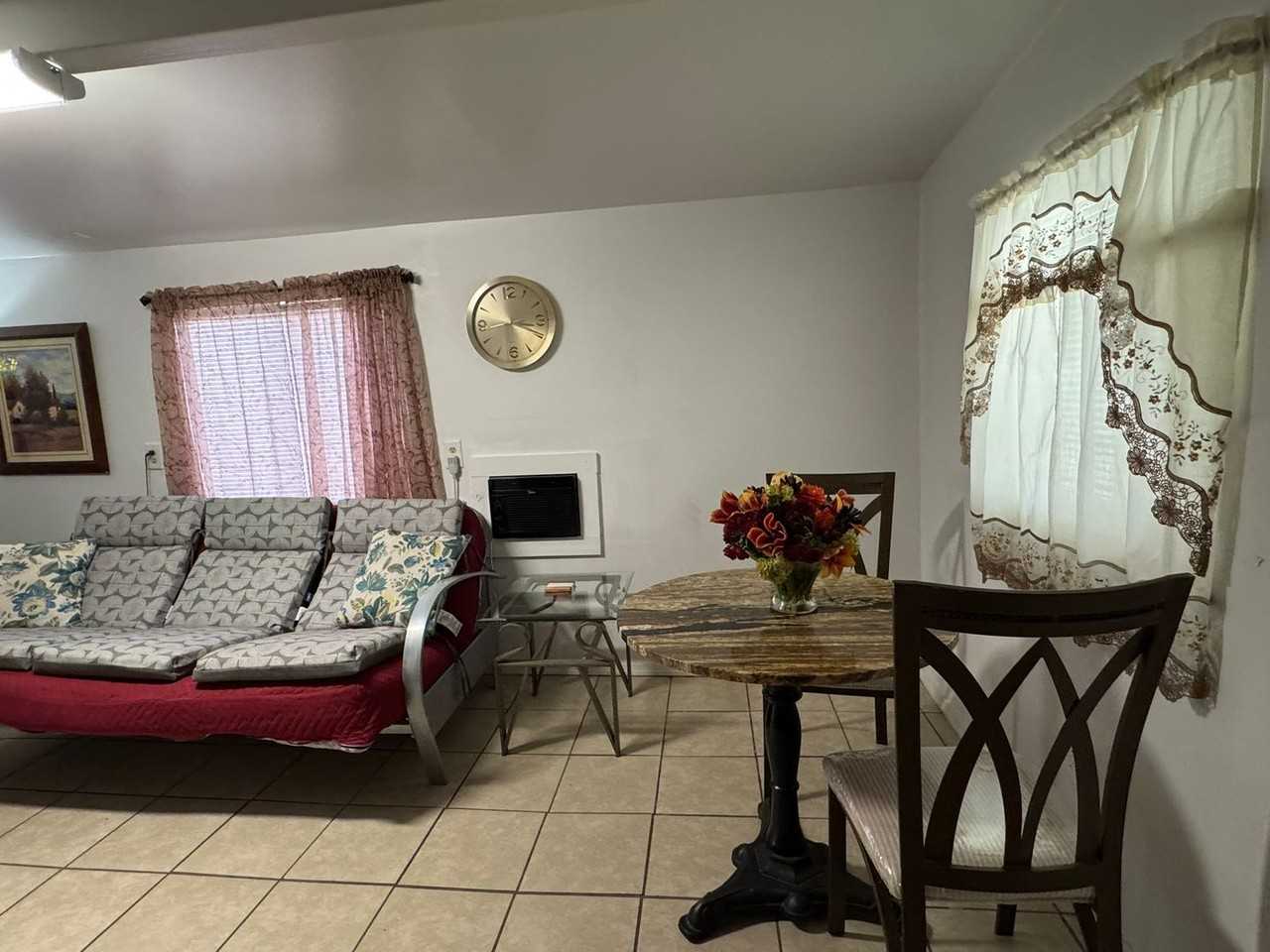 1750 Rio Vista Dr #2 - Photo 5 of 17