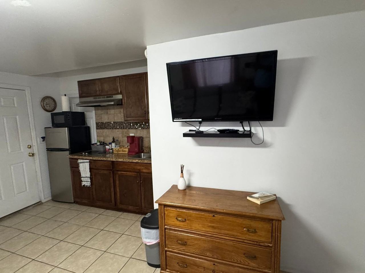 1750 Rio Vista Dr #2 - Photo 6 of 17