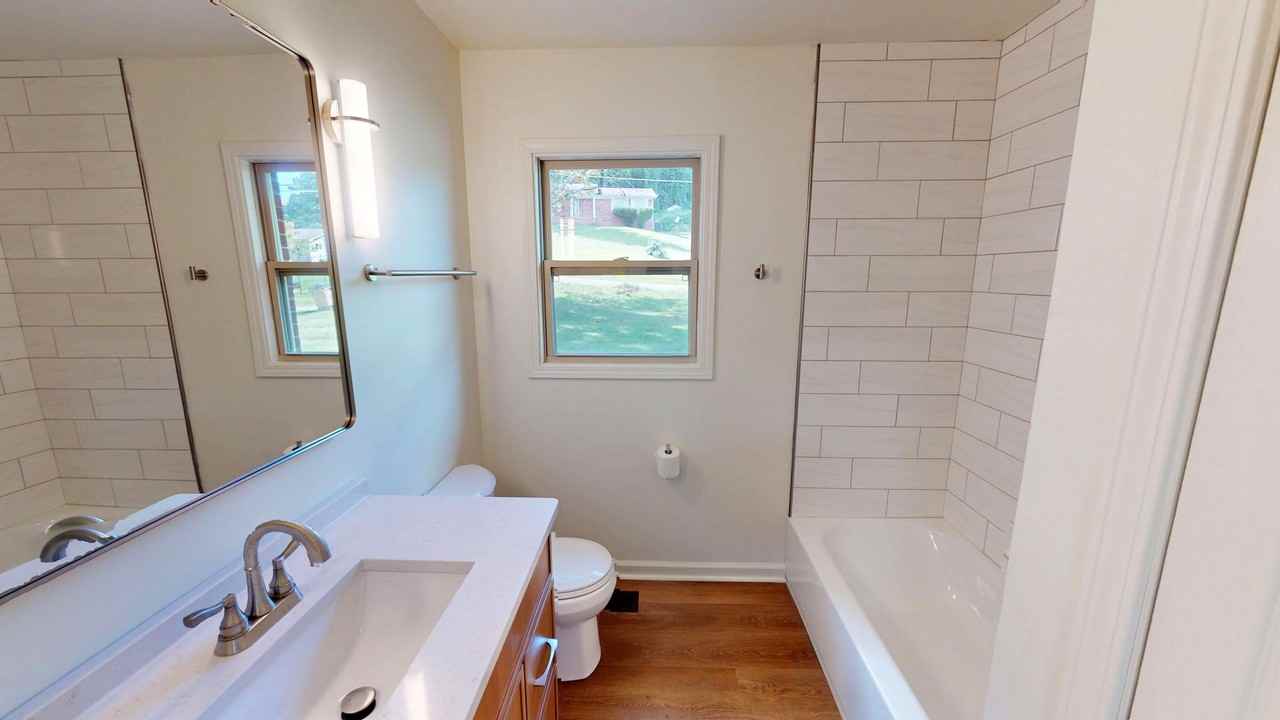 424 Bridge View Rd - Photo 7 of 18