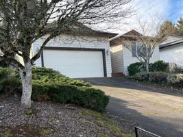 featured image of 577 Sunwood Dr Nw