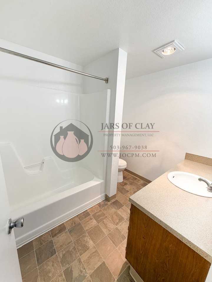 3922 Partridge Ln Ne - Photo 7 of 7