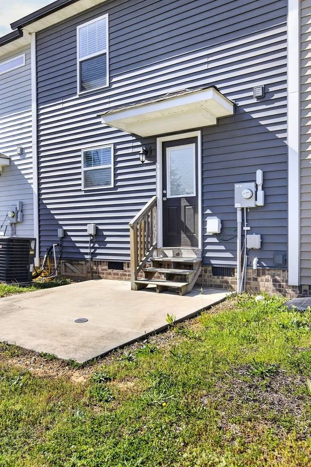 2297 Shady Ln Ne - Photo 4 of 29