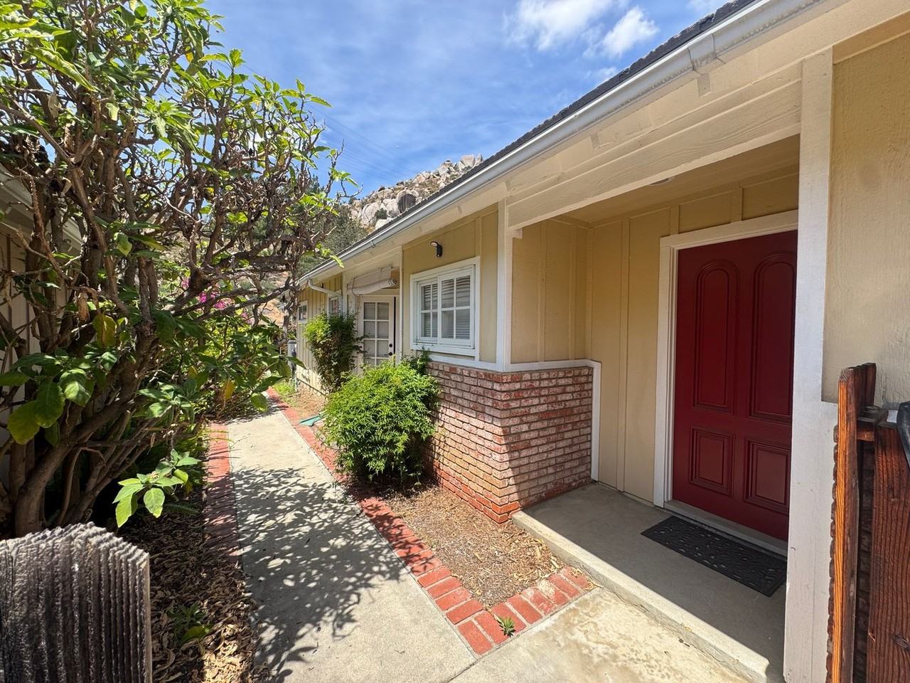 1217 Pearlbush Ct - Photo 3 of 24