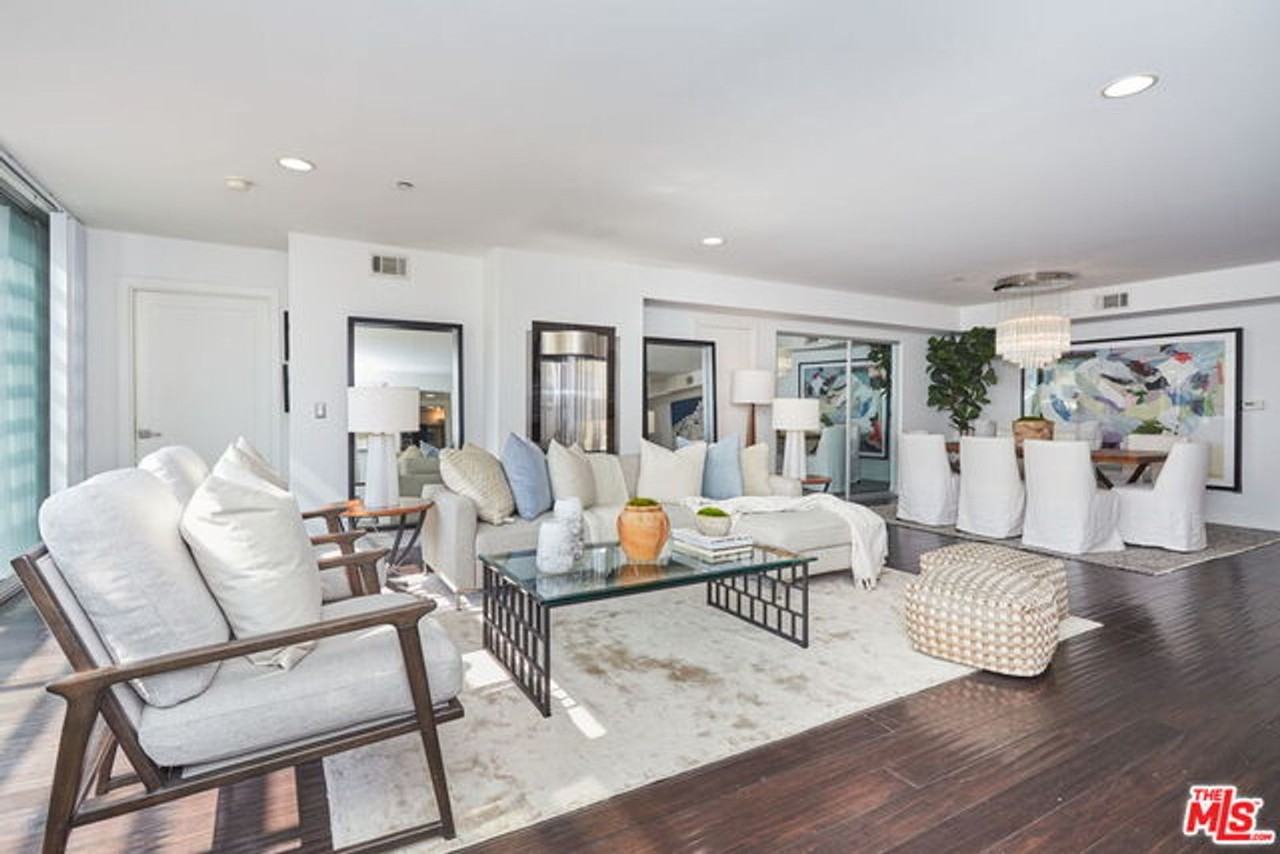 1544 7th St - Photo 6 of 34