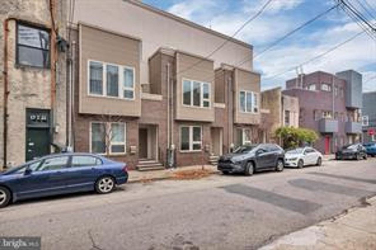 616 N American St - Photo 5 of 22