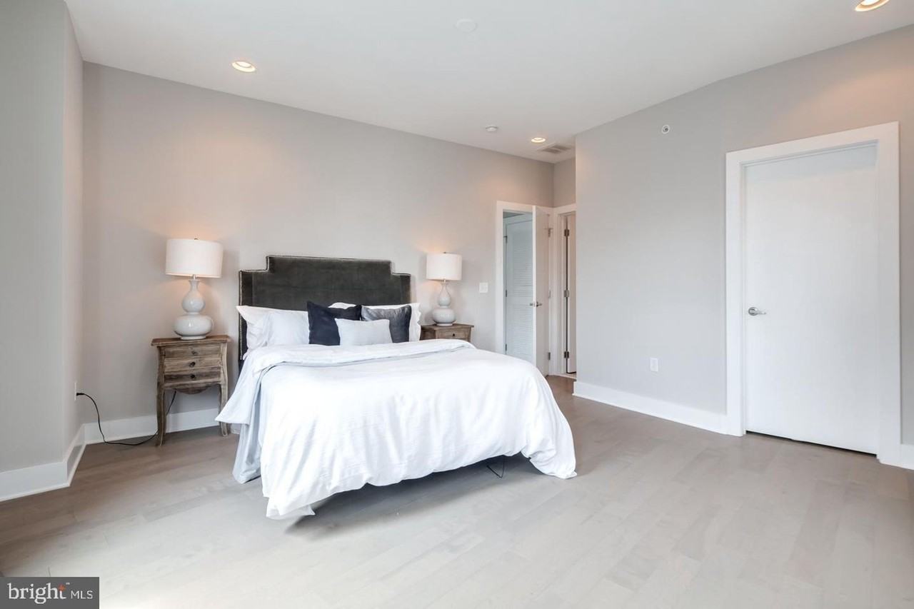 826 N 3rd St #1 - Photo 7 of 14