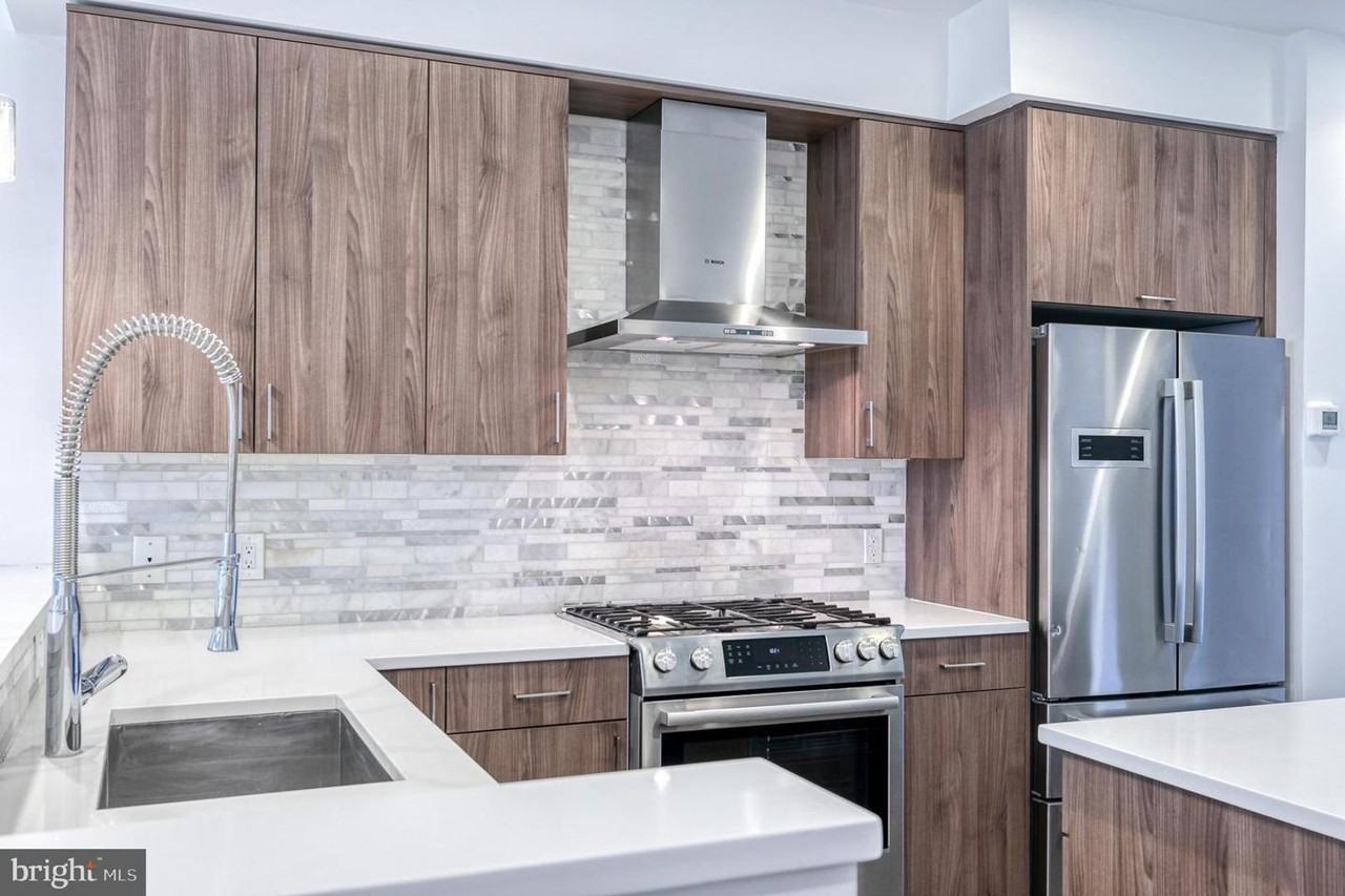 634 N 5th St - Photo 2 of 39