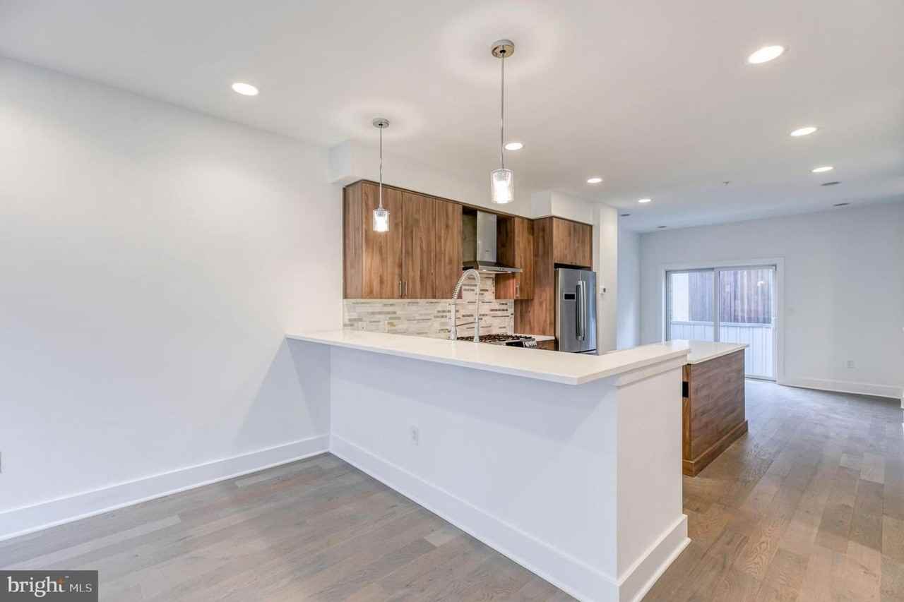 634 N 5th St - Photo 3 of 39