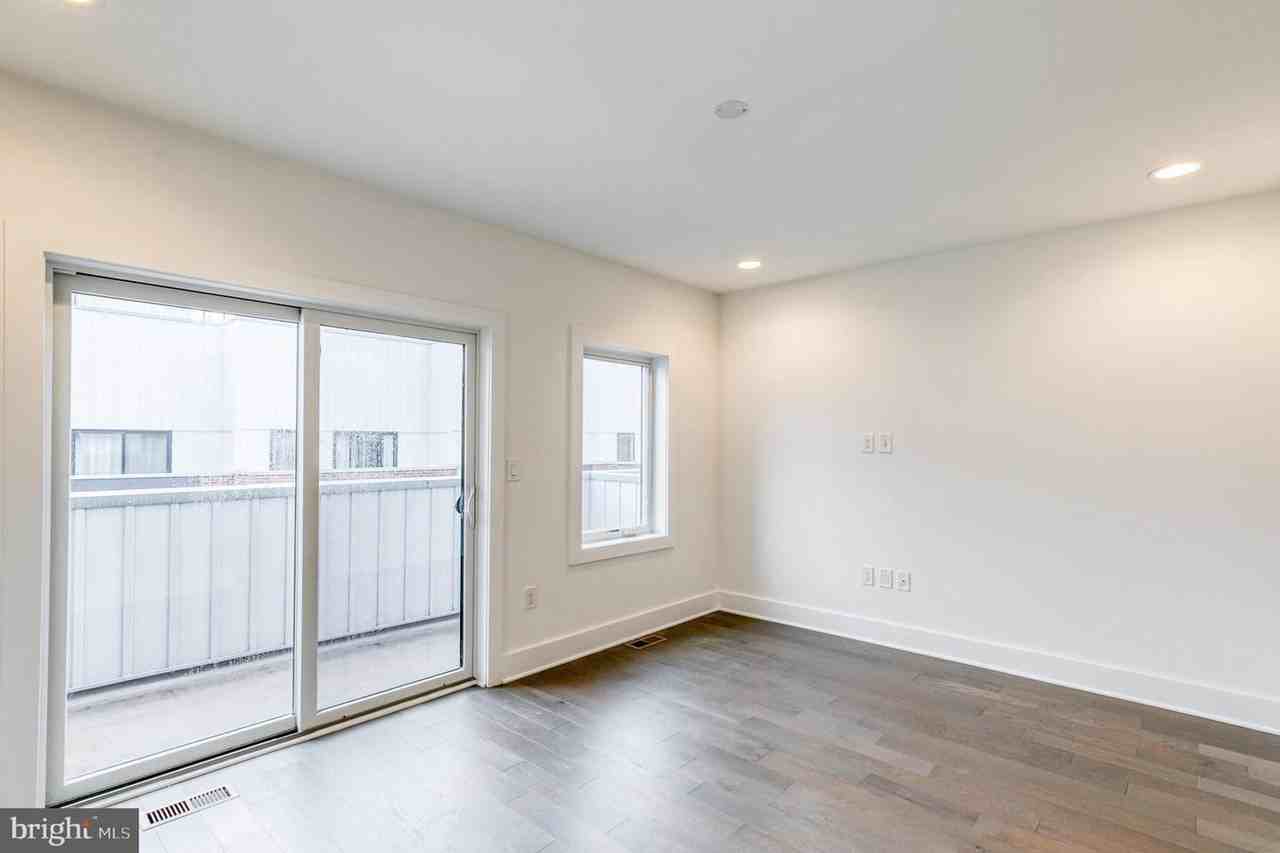 634 N 5th St - Photo 7 of 39