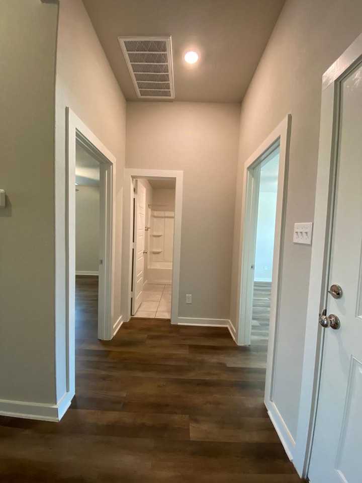 6015 Akin Stroll - Photo 5 of 38