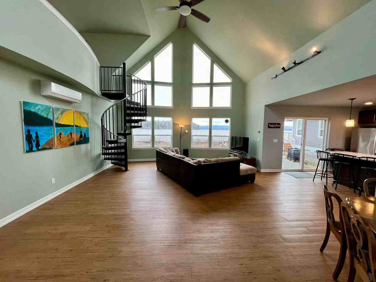 4374 Saltspring Dr - Photo 3 of 43