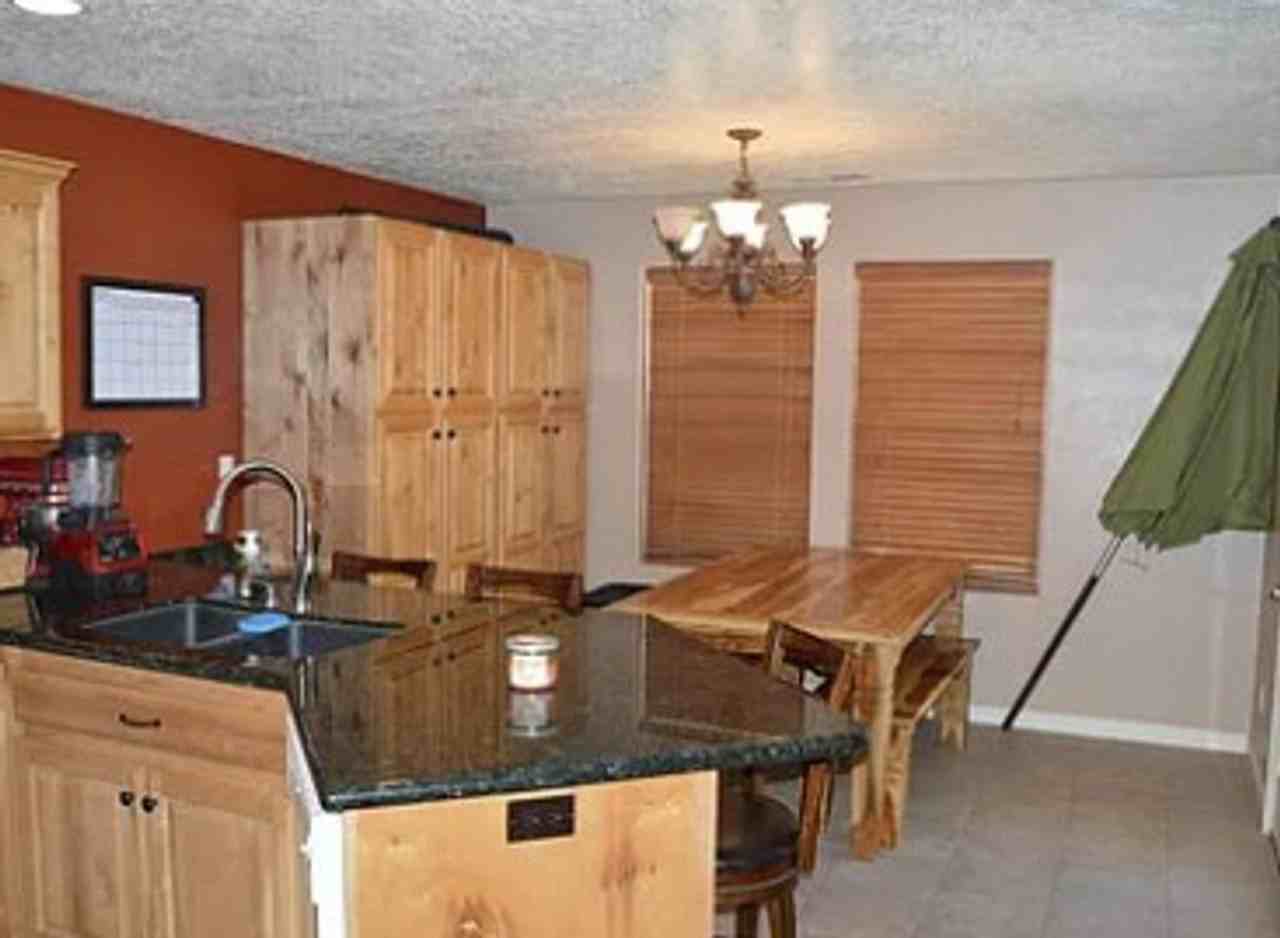 295 N Beacon Dr #1 - Photo 6 of 16