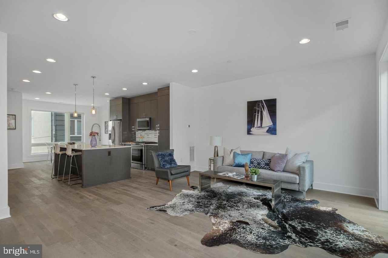 1405 S Hancock St - Photo 4 of 22