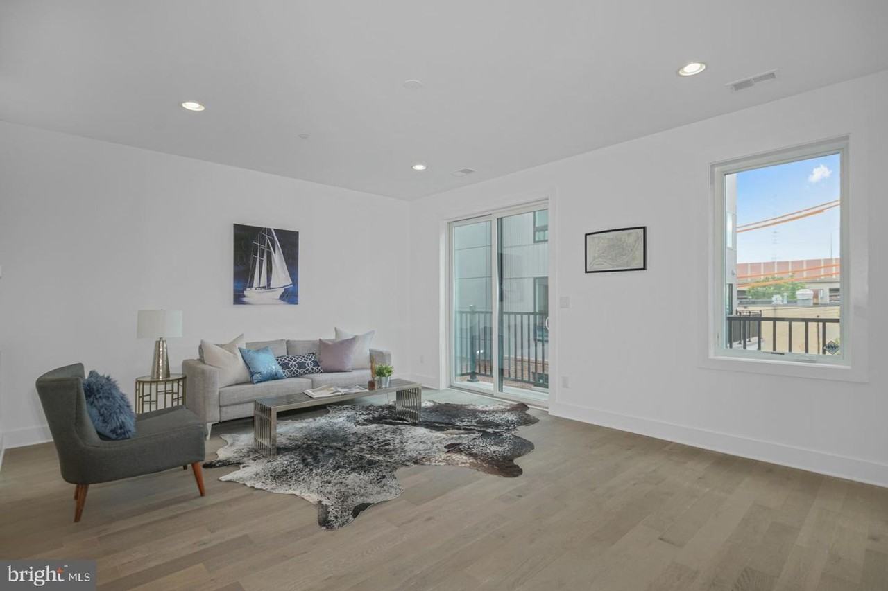 1405 S Hancock St - Photo 5 of 22