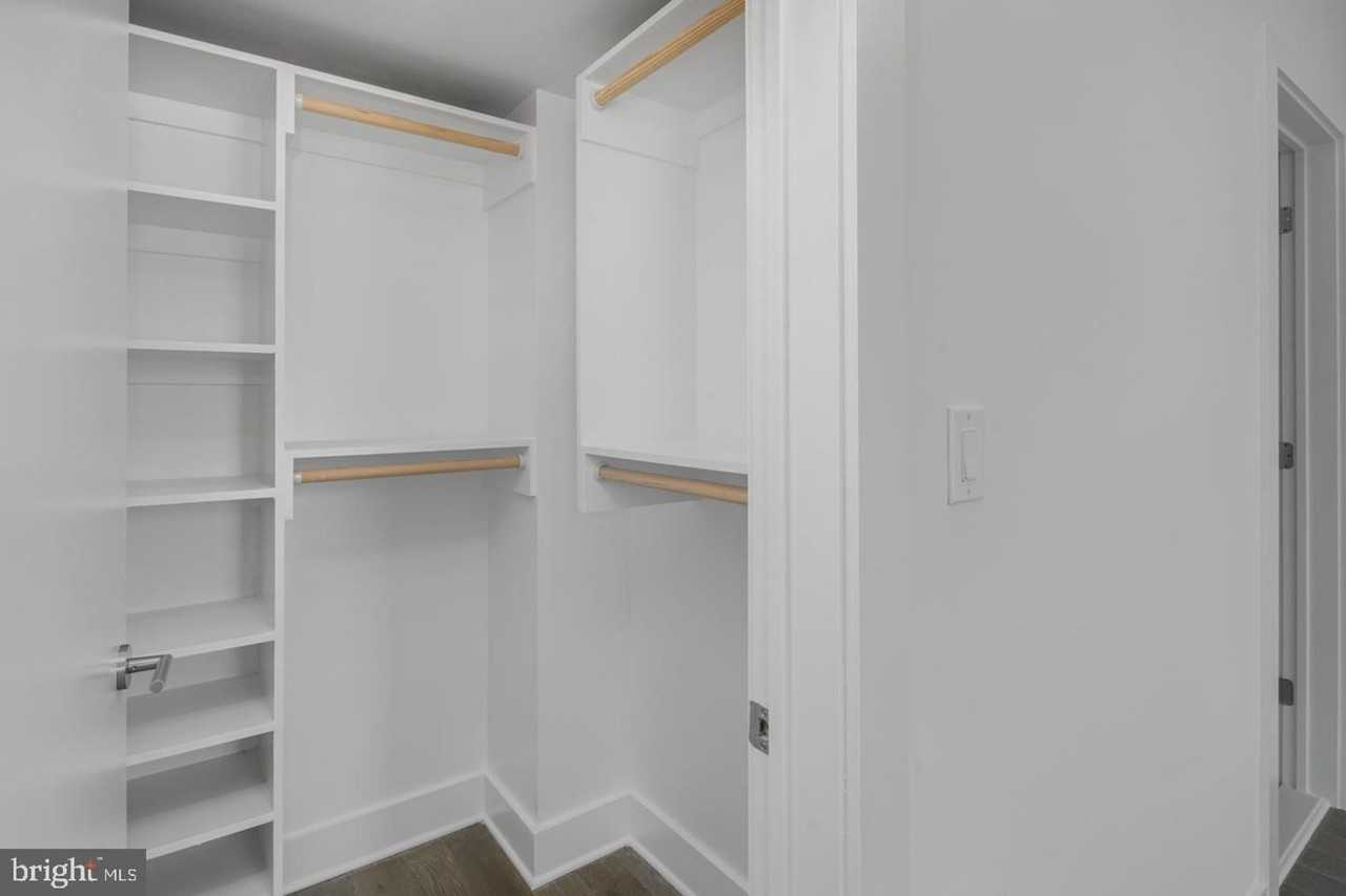 1405 S Hancock St - Photo 7 of 22