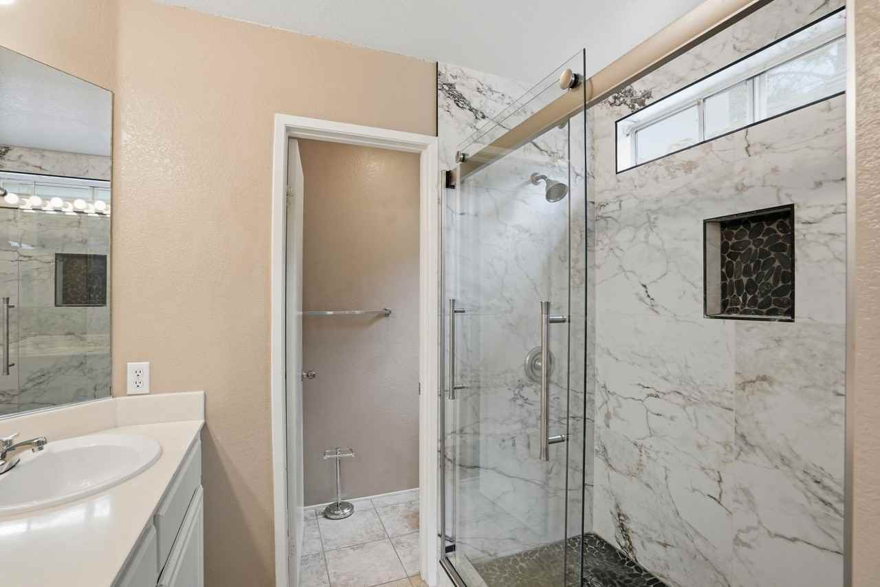 10973 Caminito Arcada - Photo 7 of 17