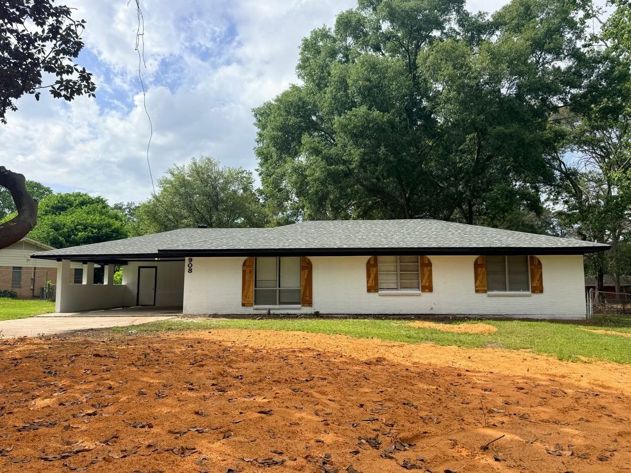 908 Deer Park Rd - Photo 3 of 32