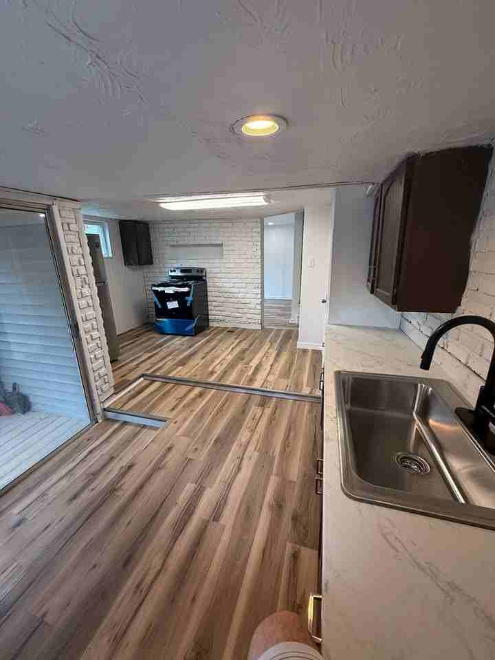 524 Short St - Photo 7 of 25