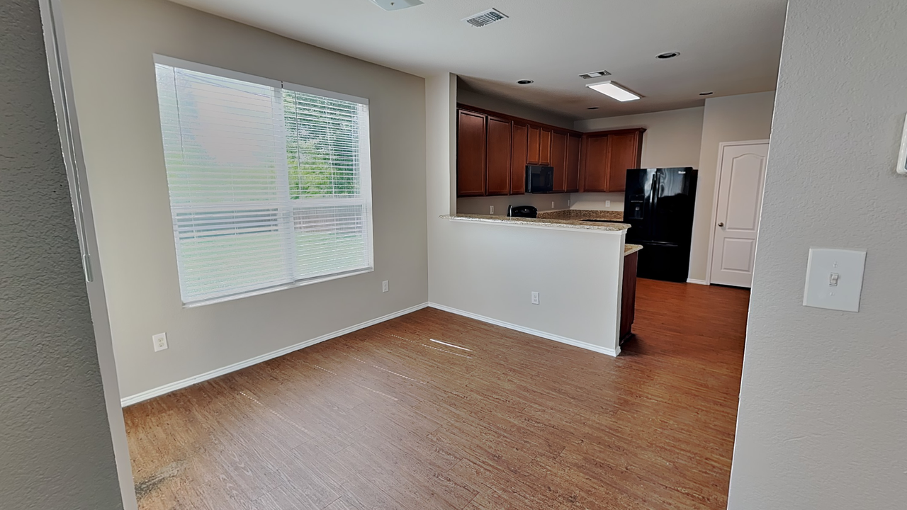 8453 Shallow Creek Dr - Photo 4 of 19