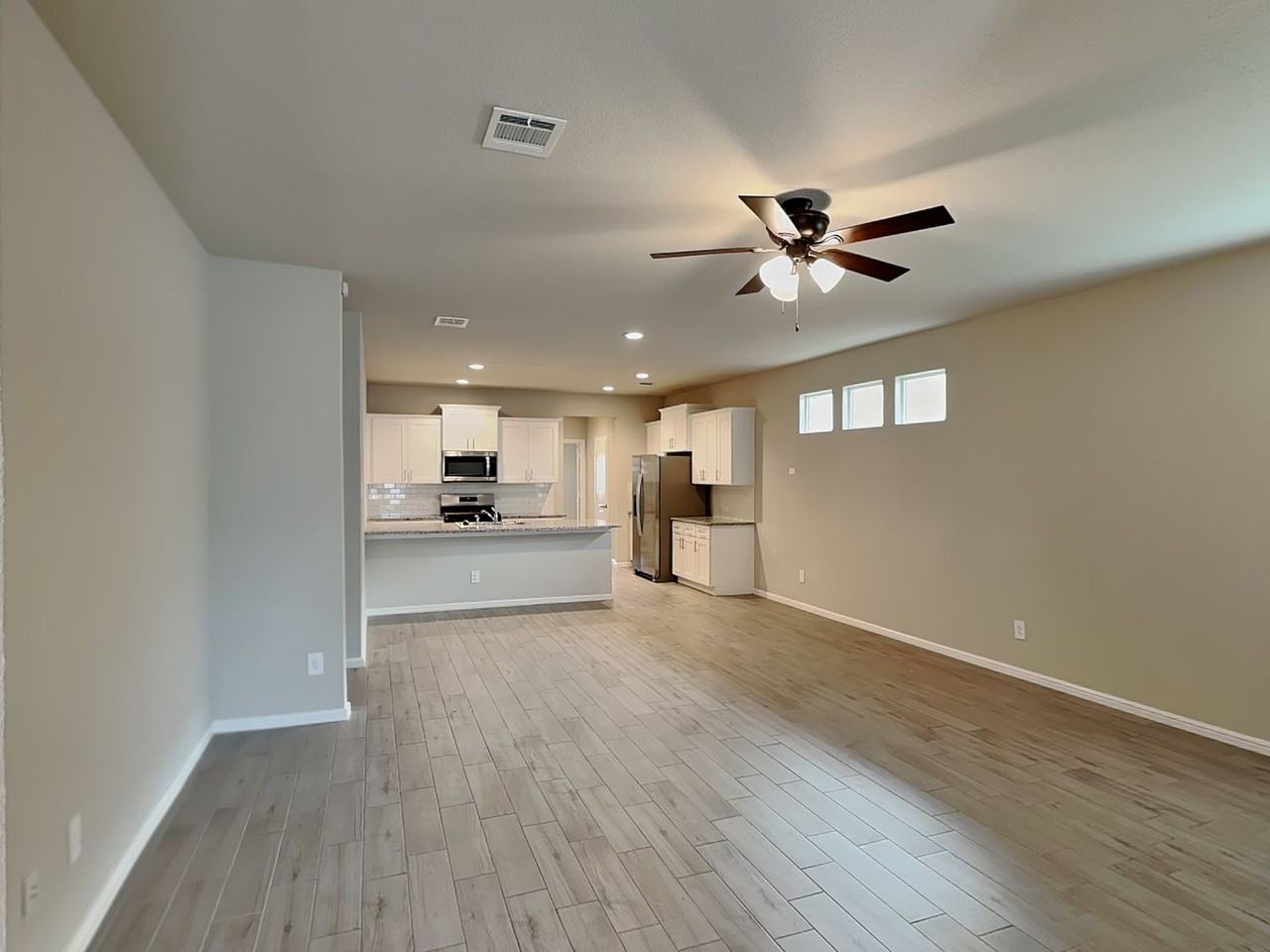 6721 Lake Overlook Dr - Photo 2 of 22