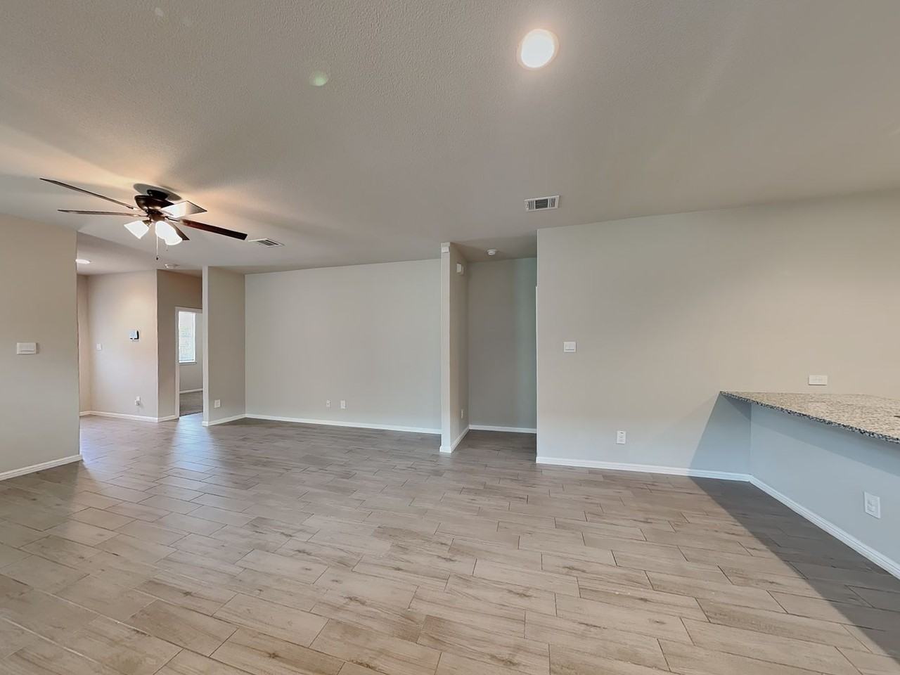 6721 Lake Overlook Dr - Photo 4 of 22