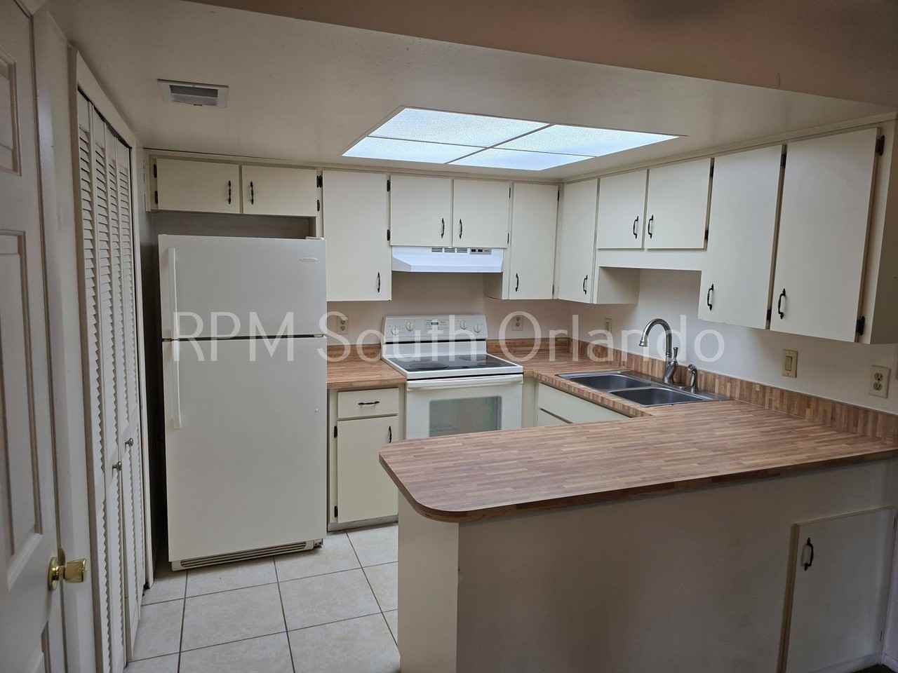 88 Windtree Ln Bldg K - Photo 2 of 16