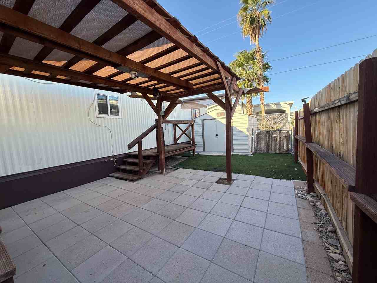 1801 Clearwater Dr - Photo 6 of 27