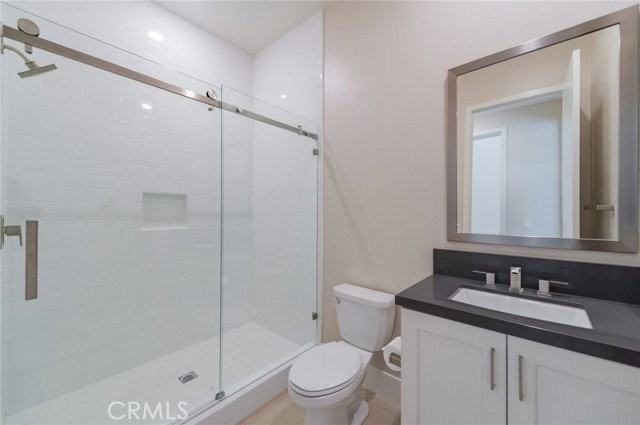 60 Ray - Photo 6 of 8