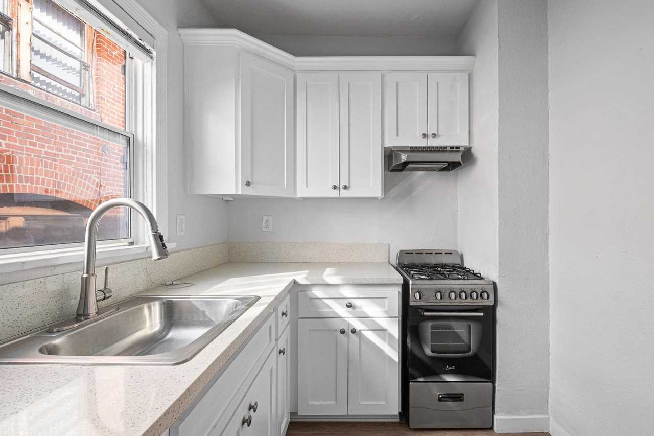 New Hampshire - Photo 6 of 8