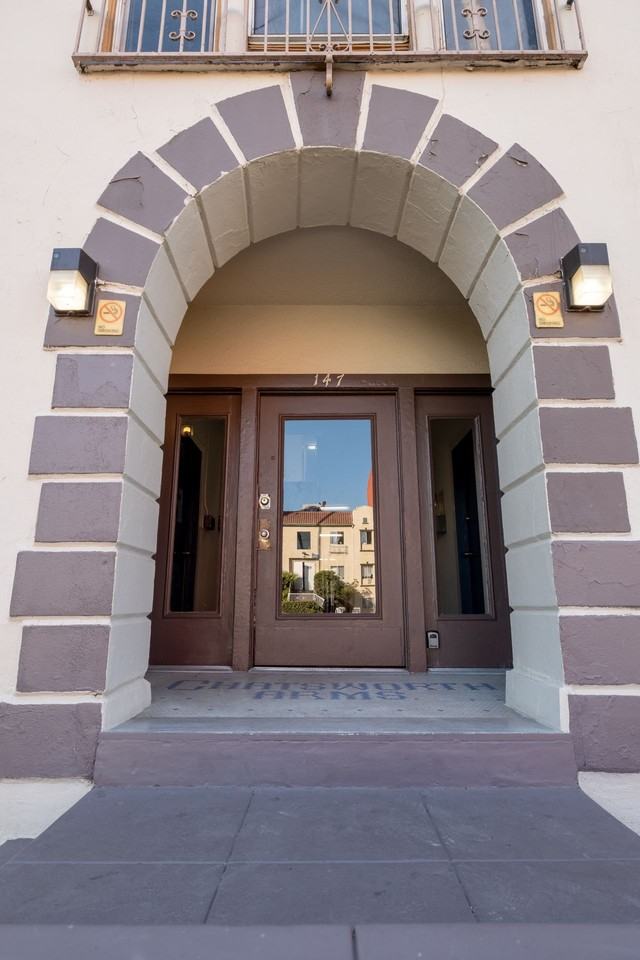 New Hampshire - Photo 7 of 8