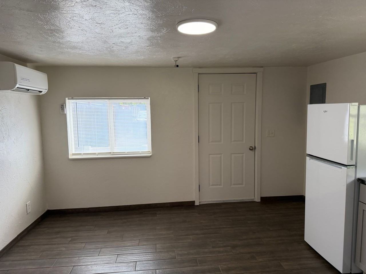 78160 1/2 Highway 99 - Photo 3 of 22