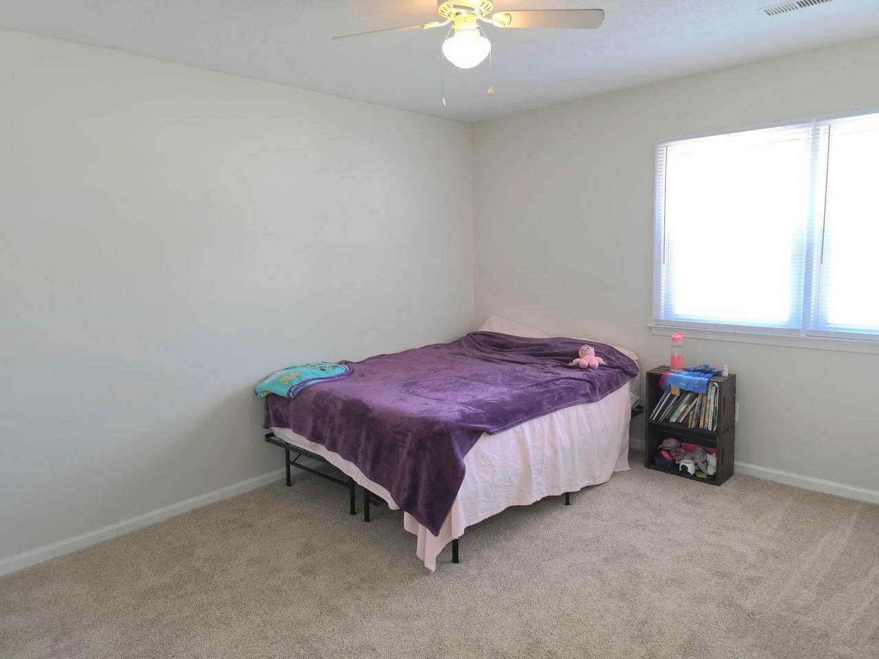 17 Philmont Dr - Photo 7 of 29