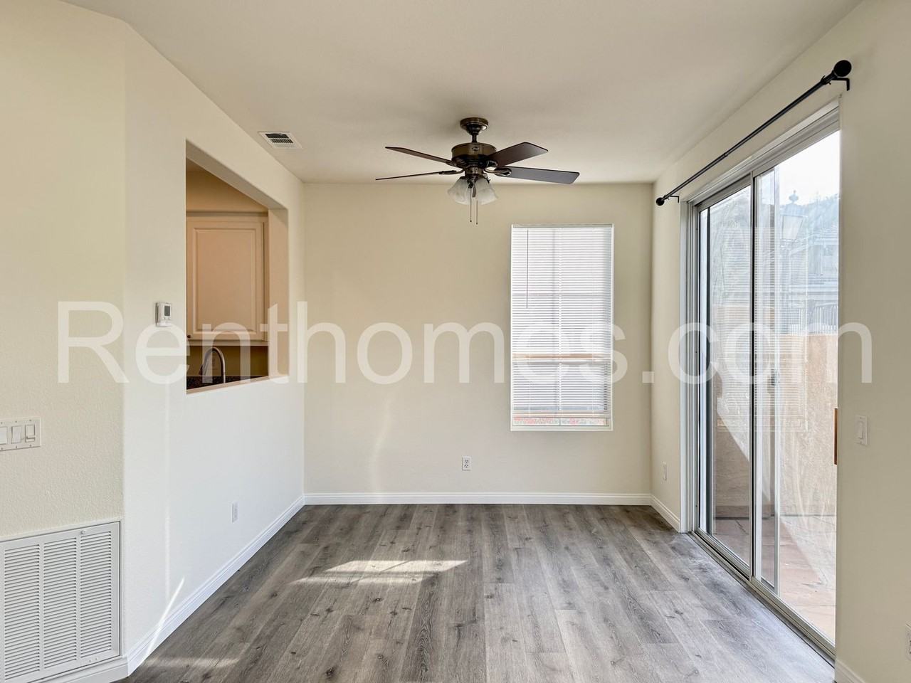 11679 Westview Pkwy - Photo 3 of 35