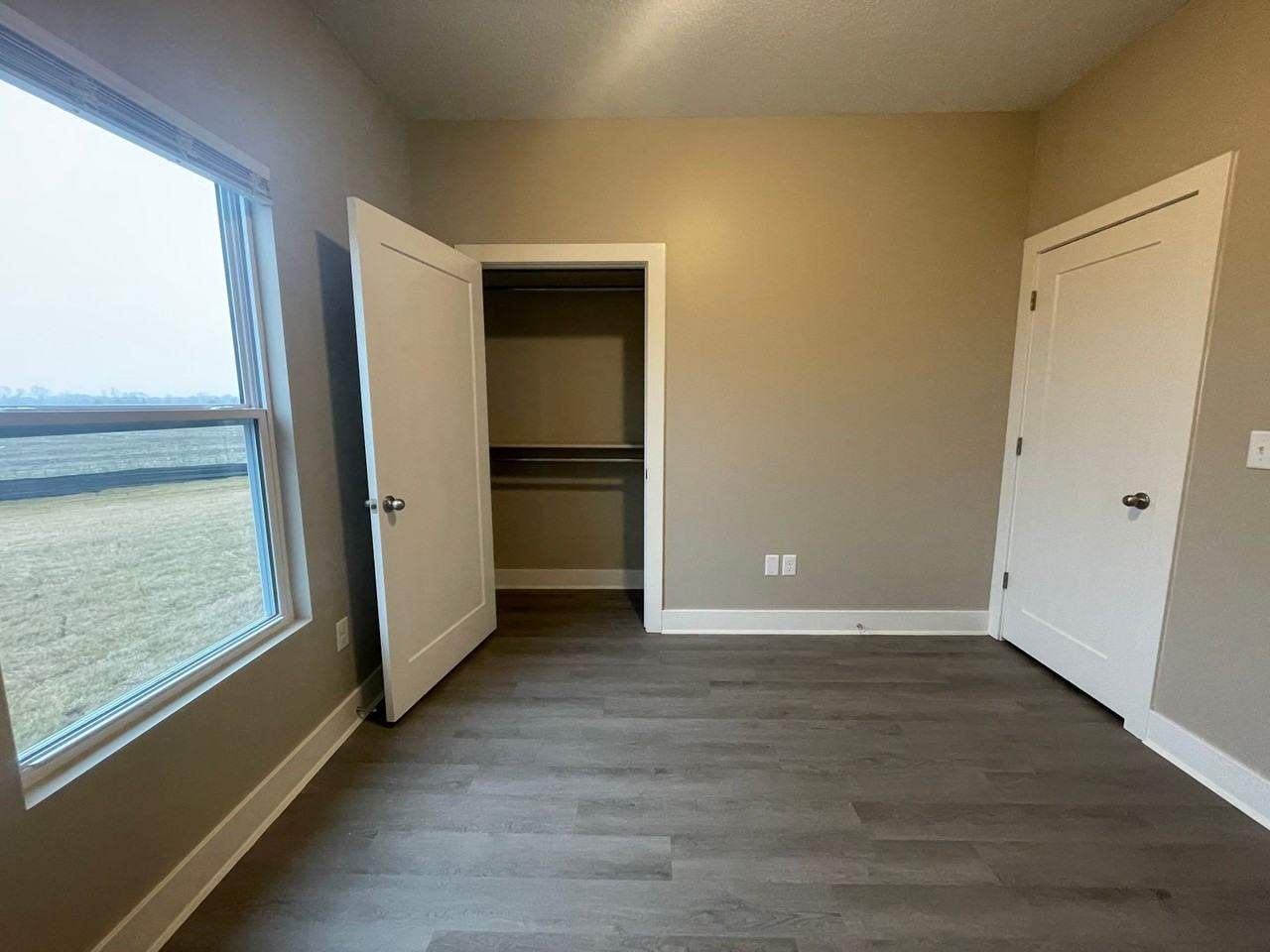 9369/71 E Wassall Ct - Photo 3 of 17