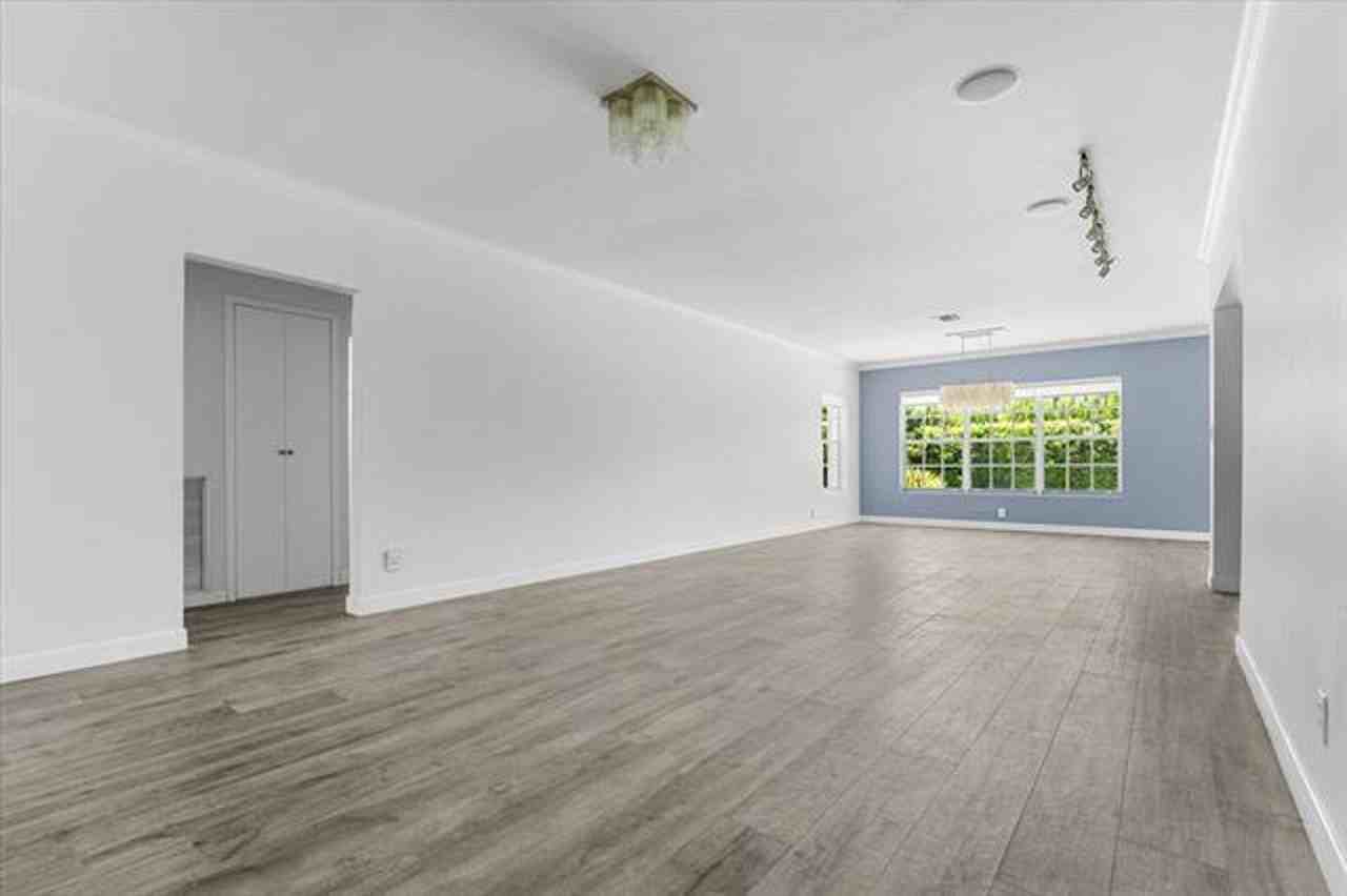 8934 8934 Emerson Avenue Ave #0 - Photo 6 of 24