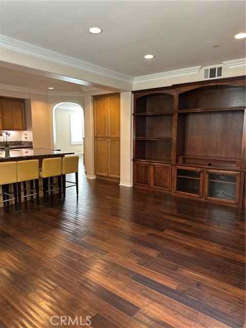 18729 Sinclair Ln - Photo 2 of 6