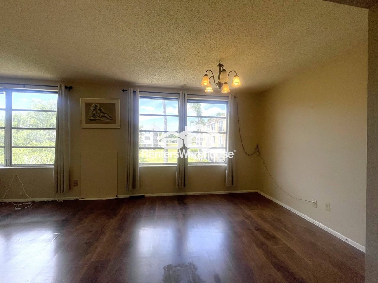 2402 Ecuadorian Way #28 - Photo 5 of 28