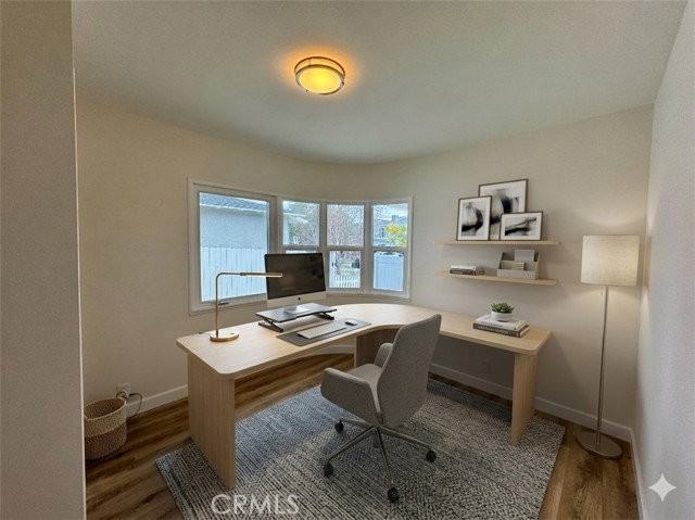 4235 Colbath Ave - Photo 6 of 8