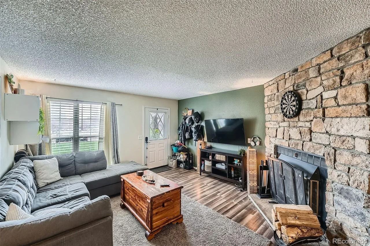 14344 E Hawaii Cir #B - Photo 4 of 22