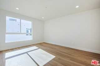 10803 Kling St #1 - Photo 2 of 8