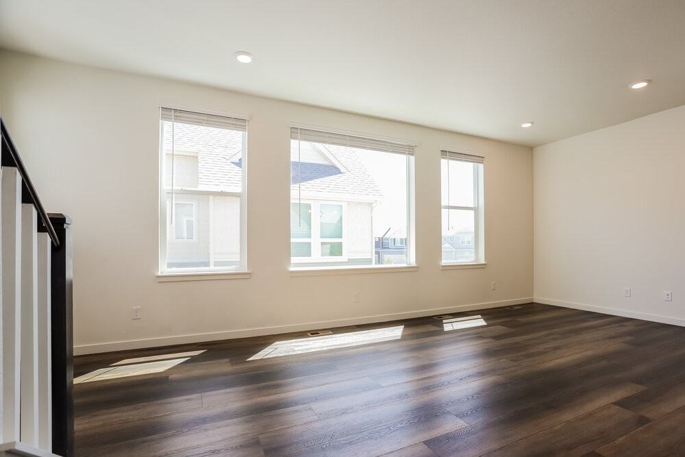 18601 E 47th Pl - Photo 6 of 18