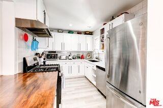 6122 Satsuma Ave - Photo 4 of 8