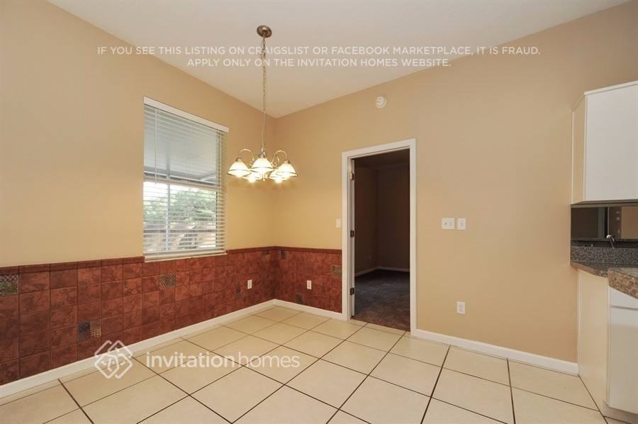 22447 Kingsley Ln - Photo 6 of 16